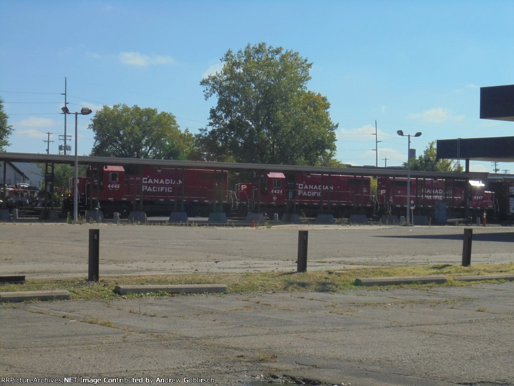 CP 4445, 4424 & 4447